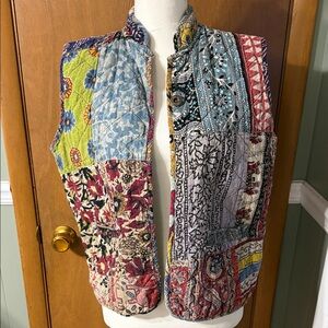Sacred Threads Vintage  Beige Quilted Vest size S/M